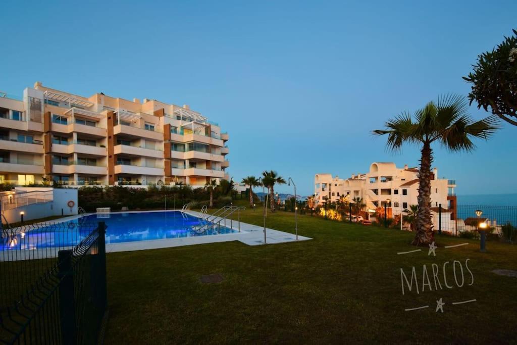 Sunny Afternoons Calaceite Torrox Exterior photo